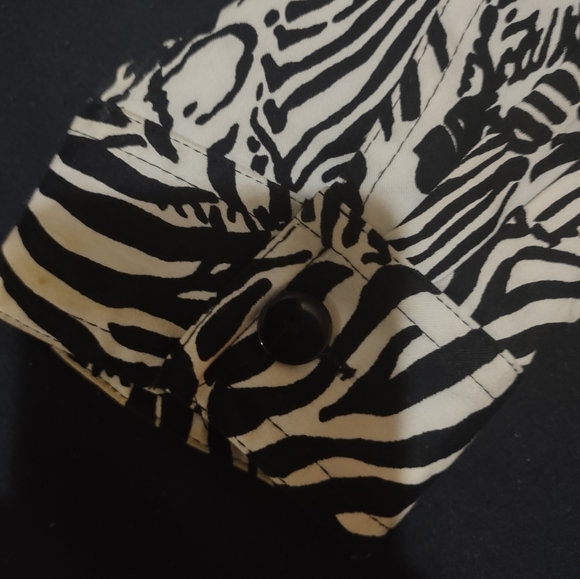 Elegant Alfred Dunner Womens Black & White jacket - Picture 4 of 6